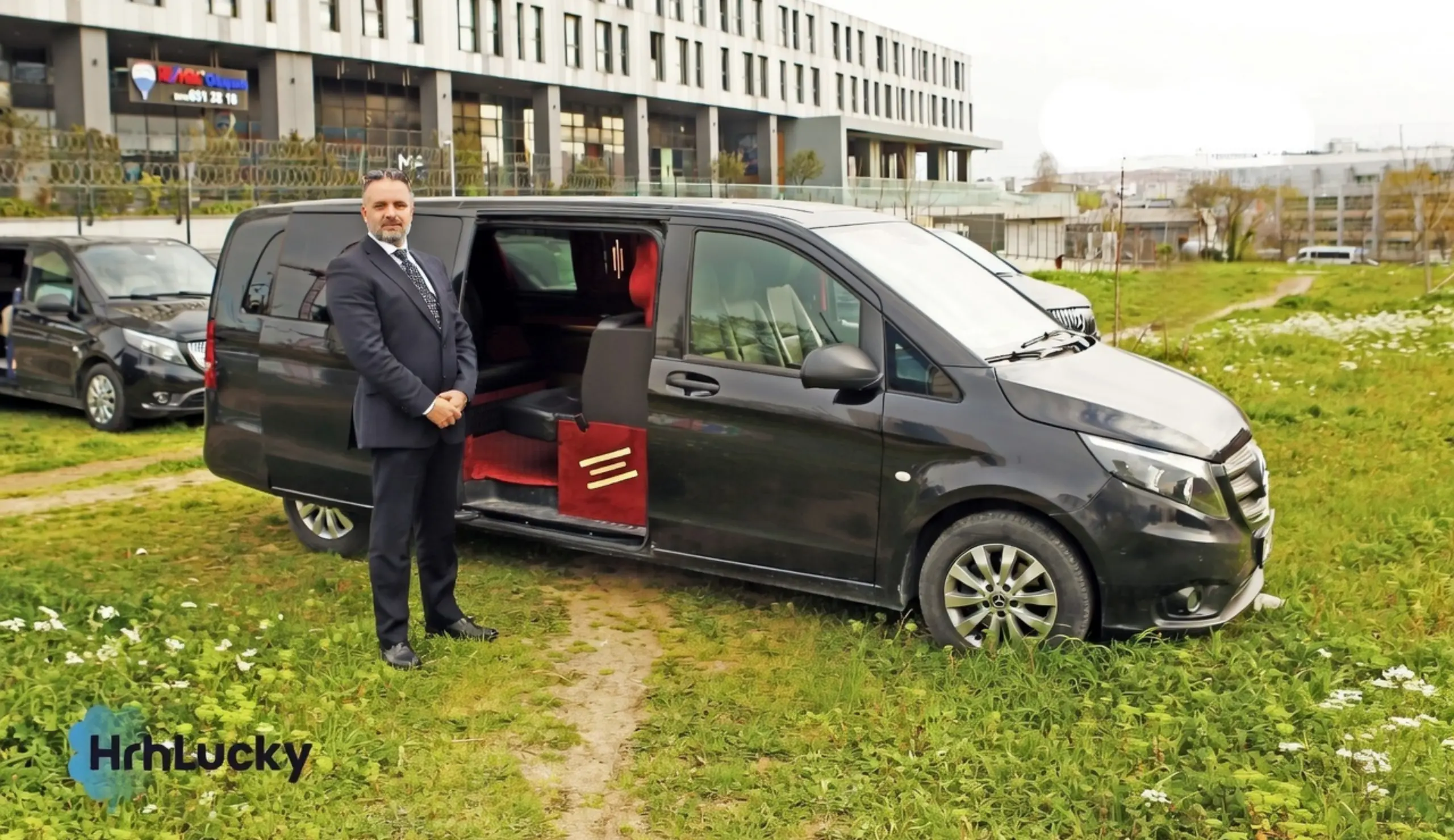Аренда микроавтобуса на 8 мест с водителем